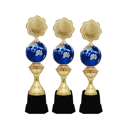 4213 - Globe Trophy