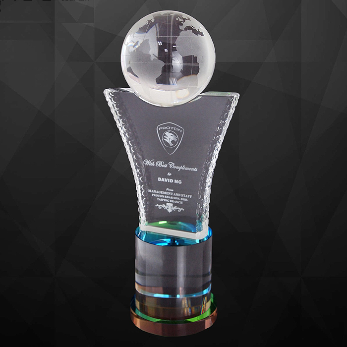 9176 - Exclusive Crystal Globe Trophy