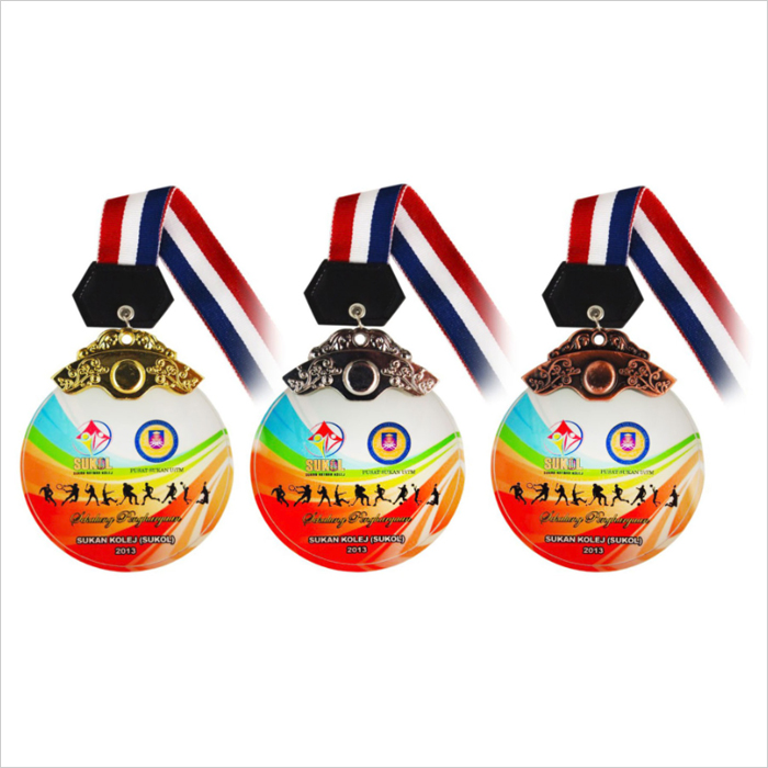 8092 - Crystal Hanging Medal 