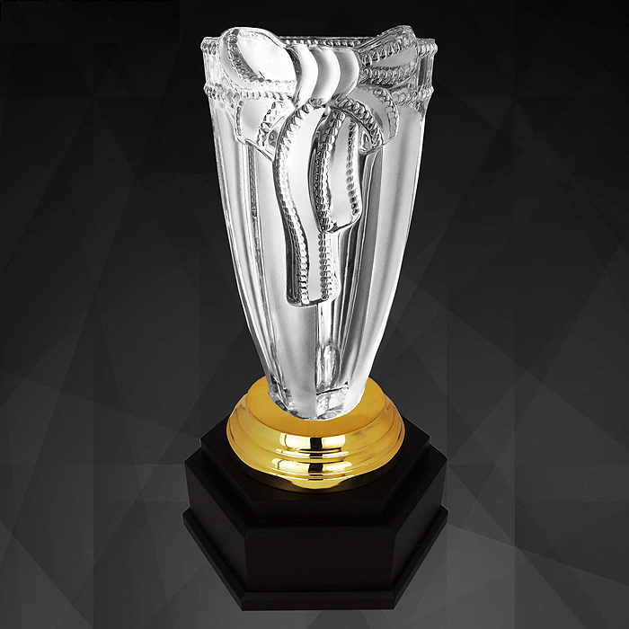 9241 - Exclusive Crystal Vase Trophy