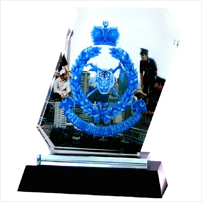 8005 - Exclusive Crystal Glass Awards