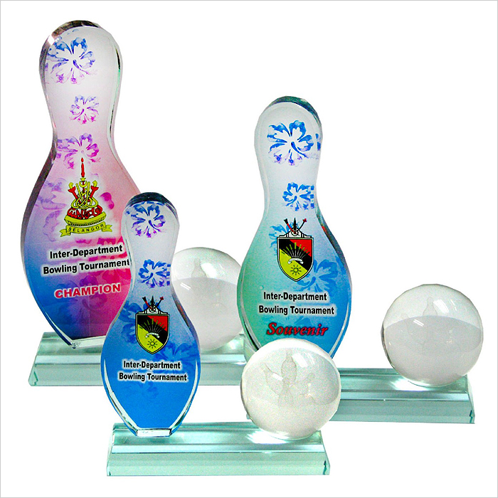 8071 - Exclusive Crystal Glass Awards (Bowling)