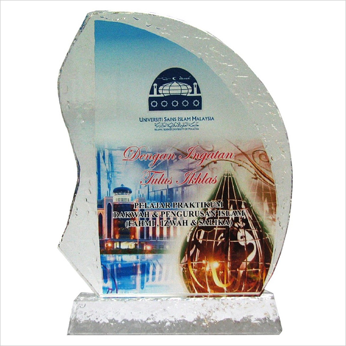 8128 - Exclusive Crystal Glass Awards