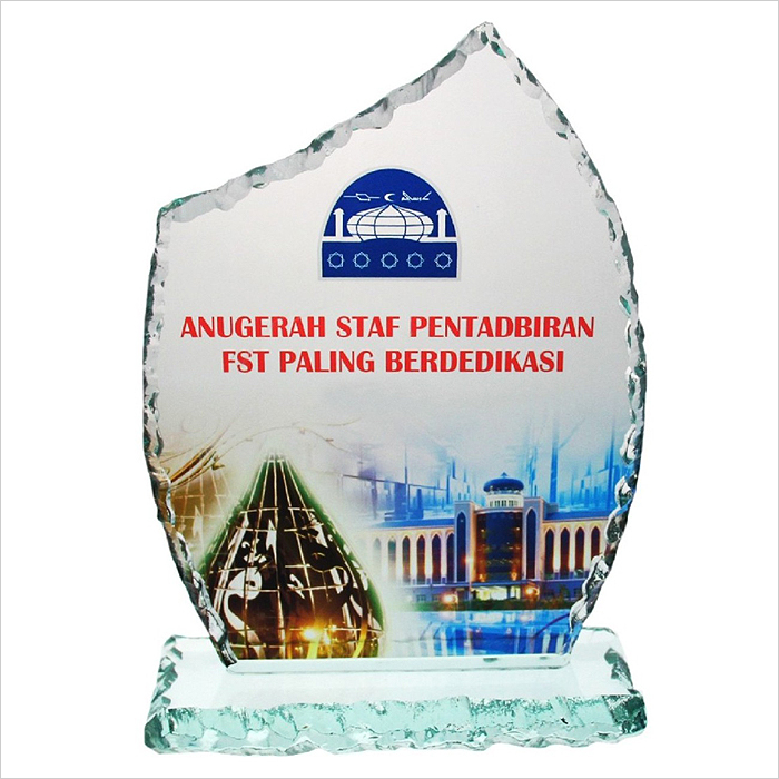 8131 - Exclusive Crystal Glass Awards