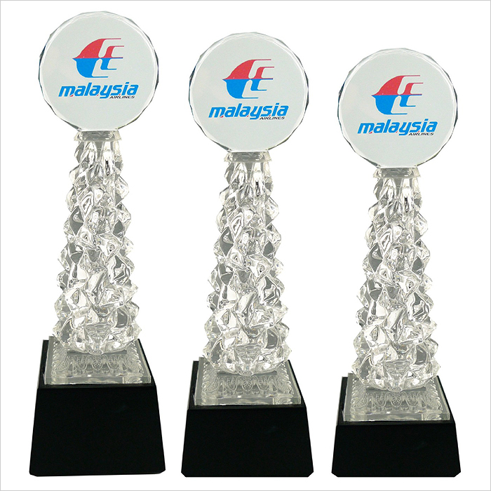 8144 - Exclusive Crystal Glass Awards