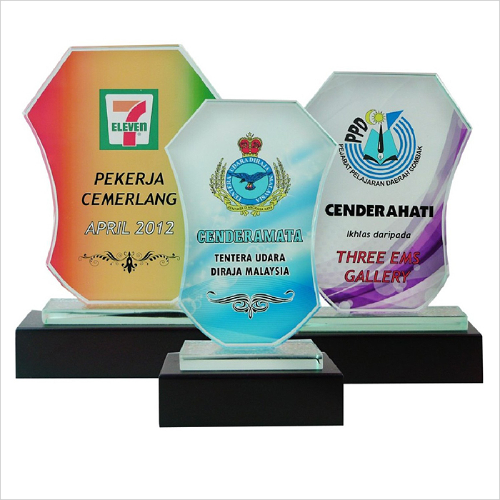 8171 - Exclusive Crystal Glass Awards