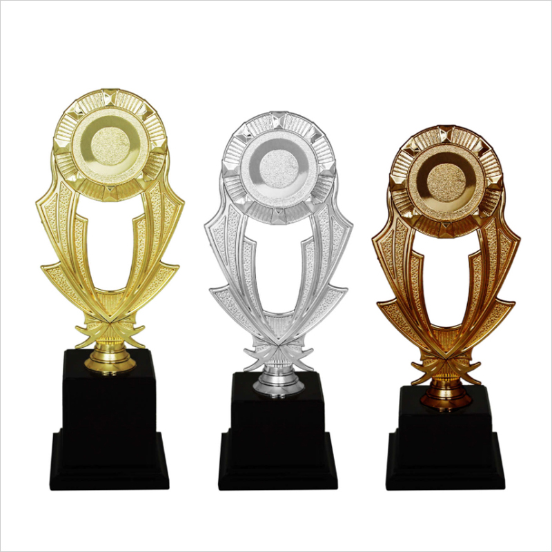 4170 - Plastic Trophy (GOLD, SILVER, BRONZE)