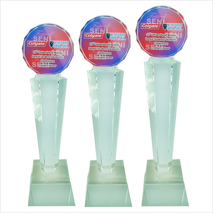 8189 - Exclusive Crystal Glass Awards