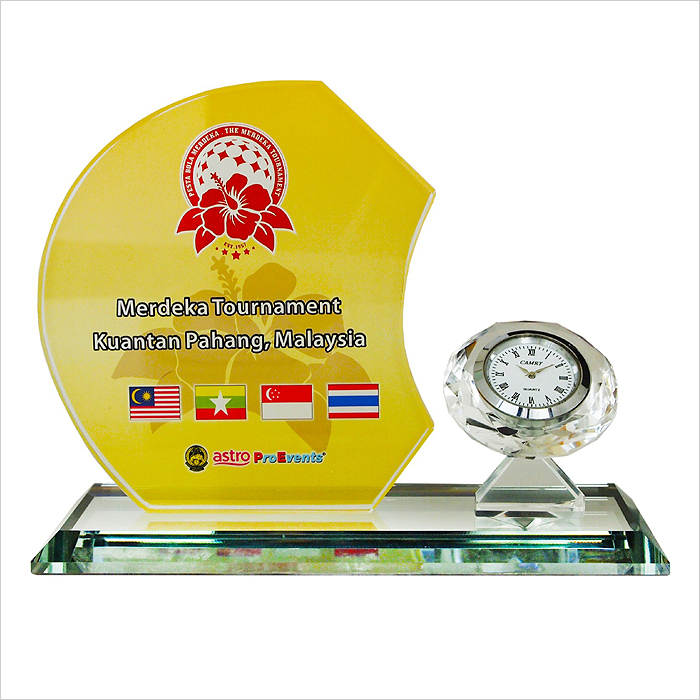 2055 - Exclusive Crystal Clock Series