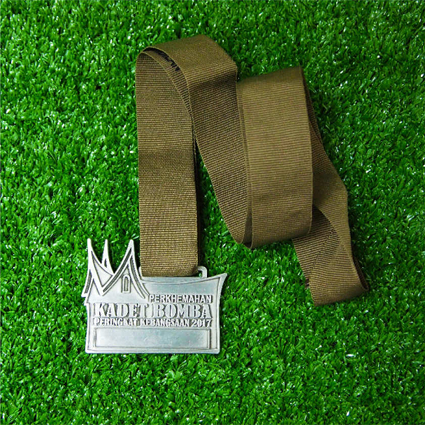 CM 034 - Custom Made Hanging Medal