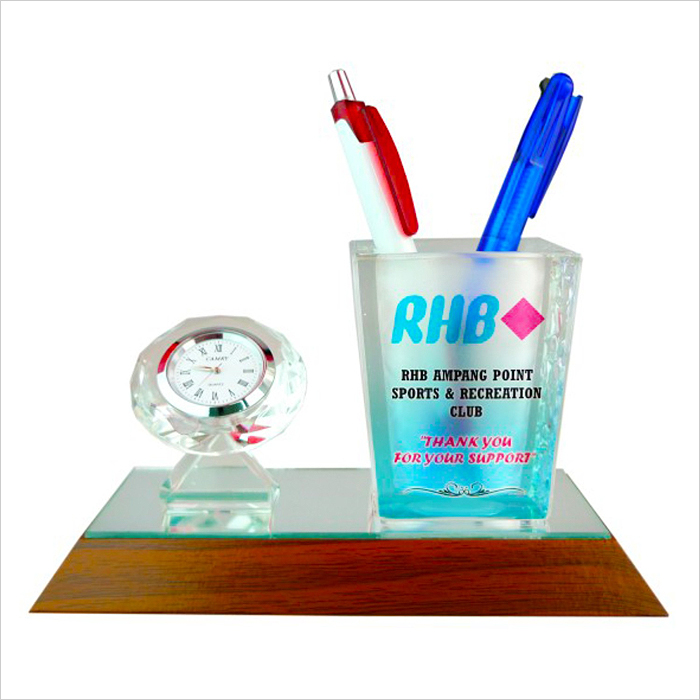 8181 - Crystal Pen Holder With Clock