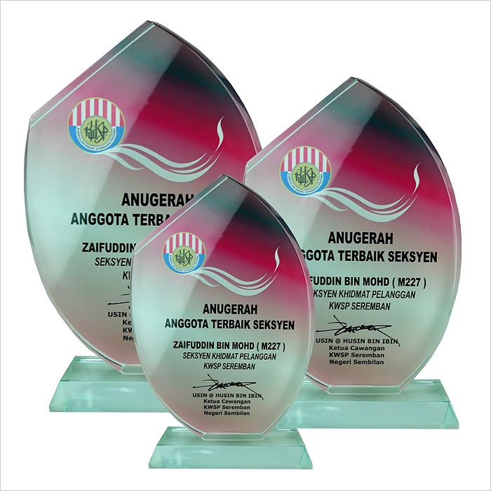 8168 - Exclusive Crystal Glass Awards