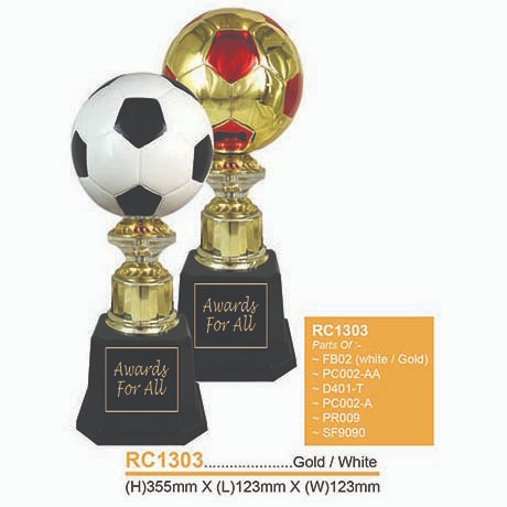 RC 1303 - Football Trophy