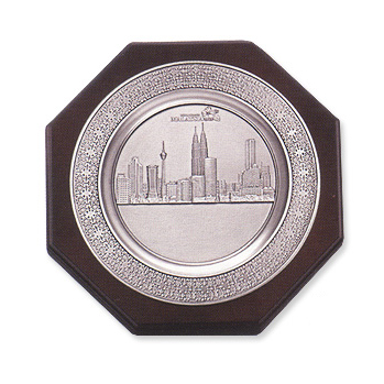 K8052 - Pewter Plaque