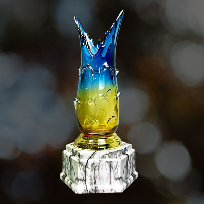 9392 - Exclusive Crystal Trophy