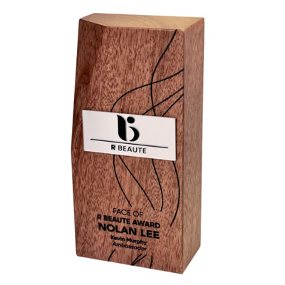7664 - Wooden Plaque & Trophy
