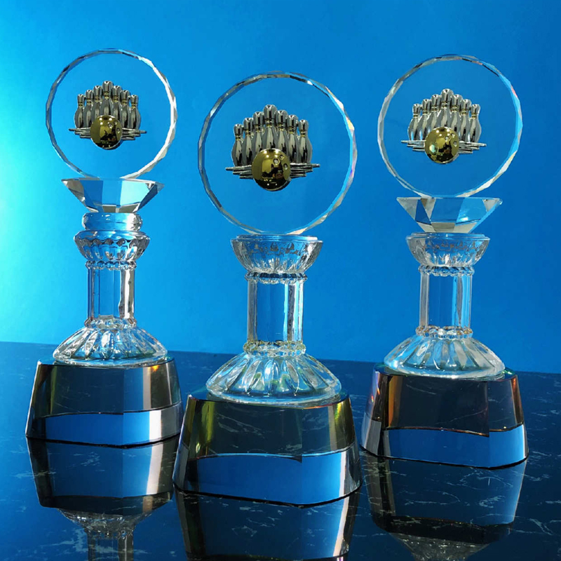 9366 - Exclusive Crystal Trophy