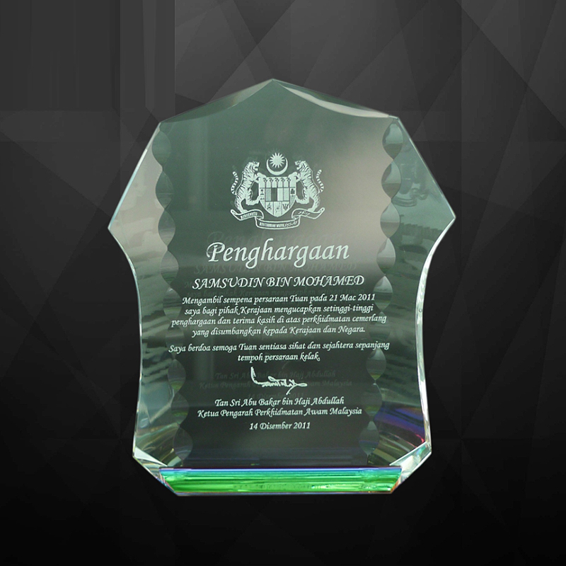 9001 - Exclusive Crystal Plaques