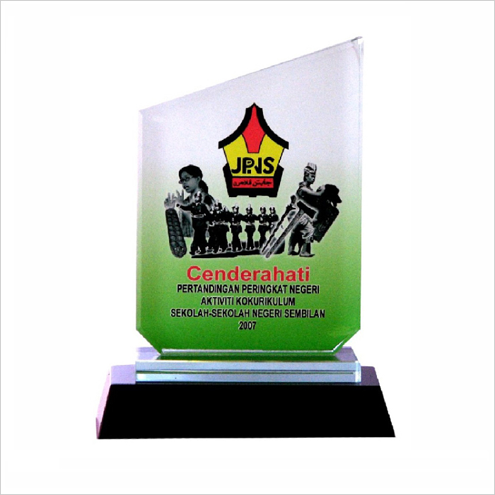 8004 - Exclusive Crystal Glass Awards